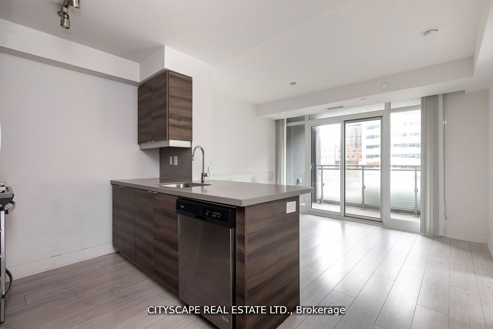 Condo leased at 315-525 Adelaide Street, Toronto, Waterfront Communities C1, M5V 1T6 - MLS: C11942792