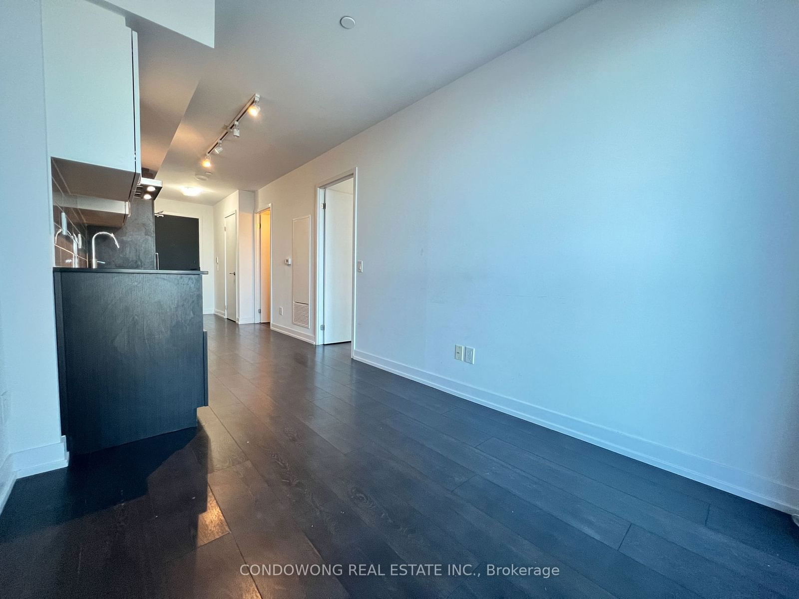 Condo for lease at 717-125 Redpath Avenue, Toronto, Mount Pleasant West, M4S 0B5 - MLS: C11942971