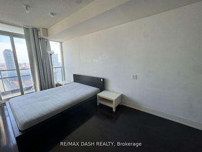 Unit 2701 — 25 Carlton St, Toronto - Church-Yonge Corridor image-0-4