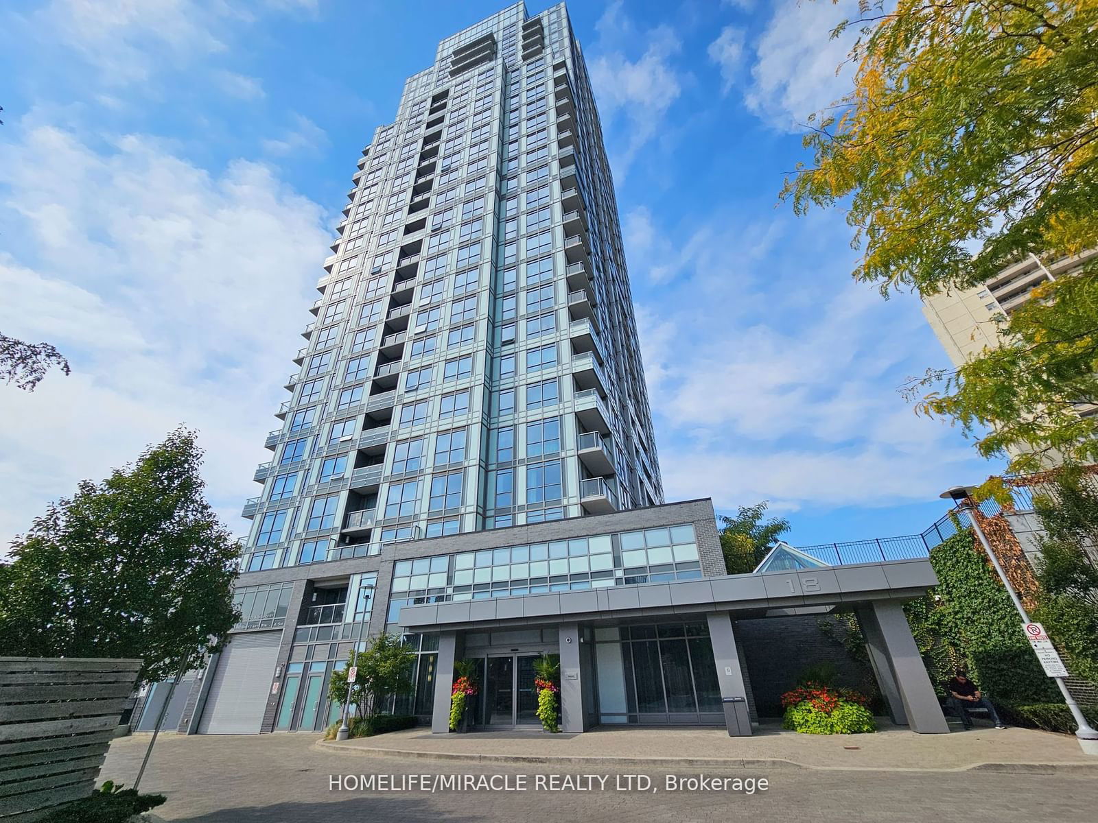 Condo for lease at 1705-18 Graydon Hall Drive, Toronto, Parkwoods-Donalda, M3A 0A4 - MLS: C11943346