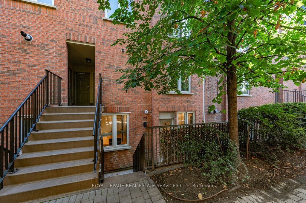 Townhouse for lease at 521-10 Douro Street, Toronto, Niagara, M6K 3M4 - MLS: C11943725