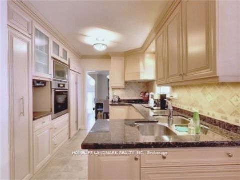 Detached House for lease at 64 Mildenhall Road, Toronto, Bridle Path-Sunnybrook-York Mills, M4N 3G9 - MLS: C11943730