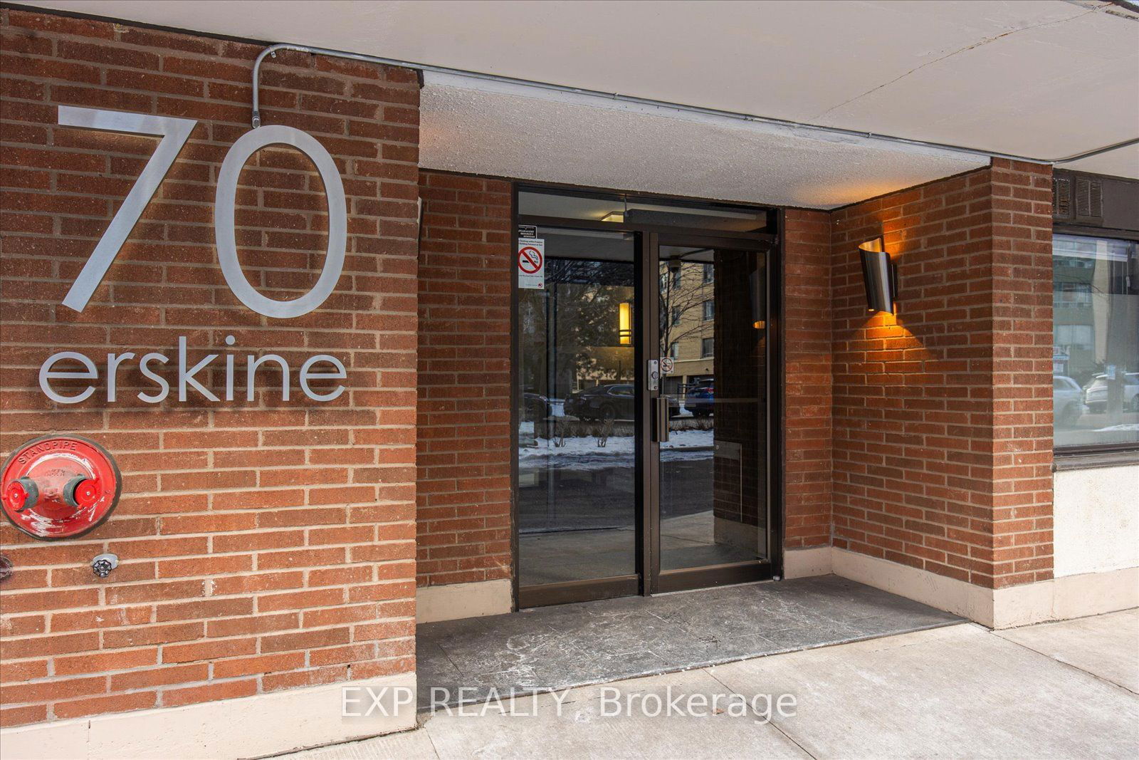 Condo sold at 505-70 Erskine Avenue, Toronto, Mount Pleasant West, M4P 1Y2 - MLS: C11943774