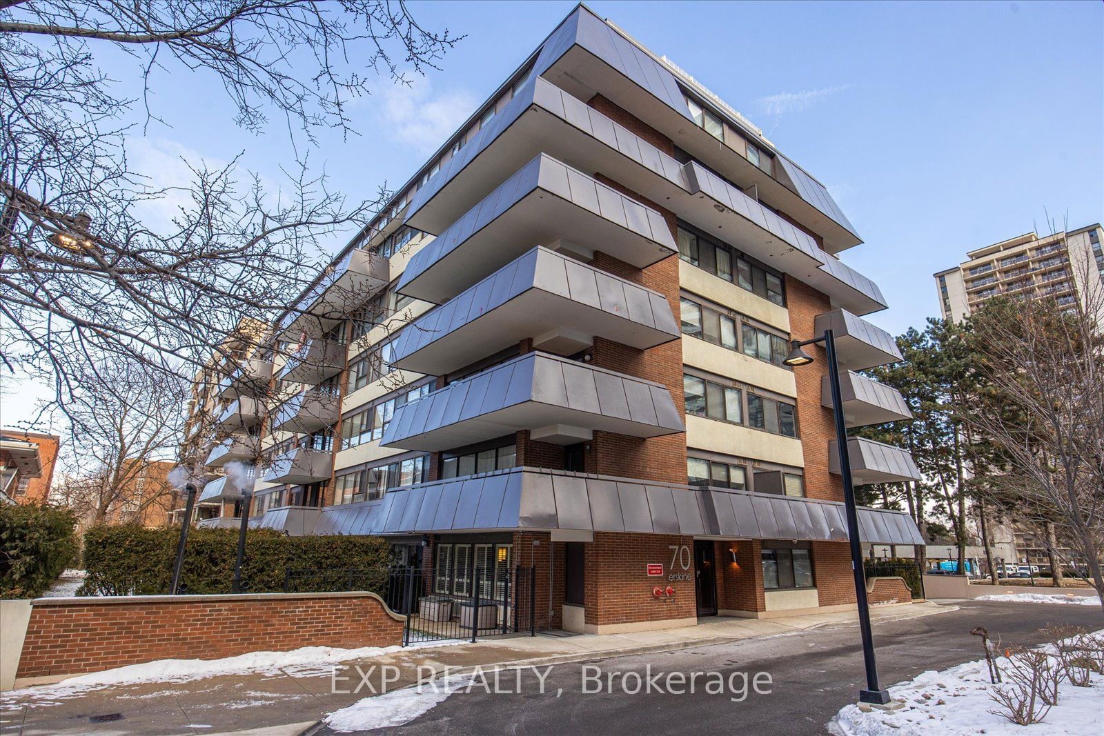 Condo sold at 505-70 Erskine Avenue, Toronto, Mount Pleasant West, M4P 1Y2 - MLS: C11943774