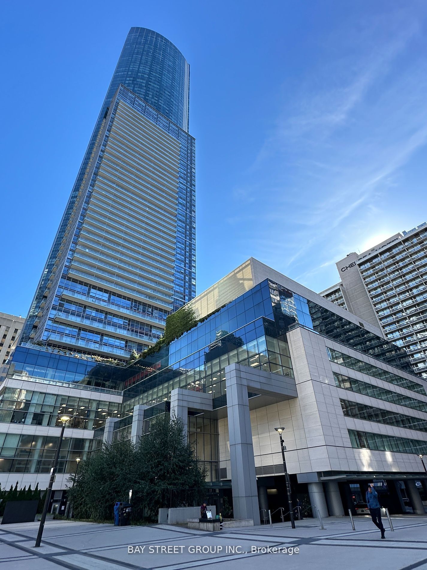 Condo for sale at 720-386 Yonge Street, Toronto, Bay Street Corridor, M5B 0A5 - MLS: C11944190