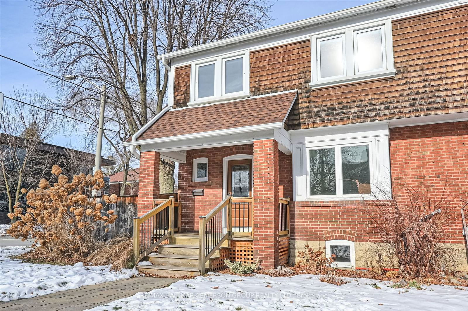 Semi-Detached House sold at 158 Roslin Avenue, Toronto, Lawrence Park North, M4N 1Z6 - MLS: C11944202