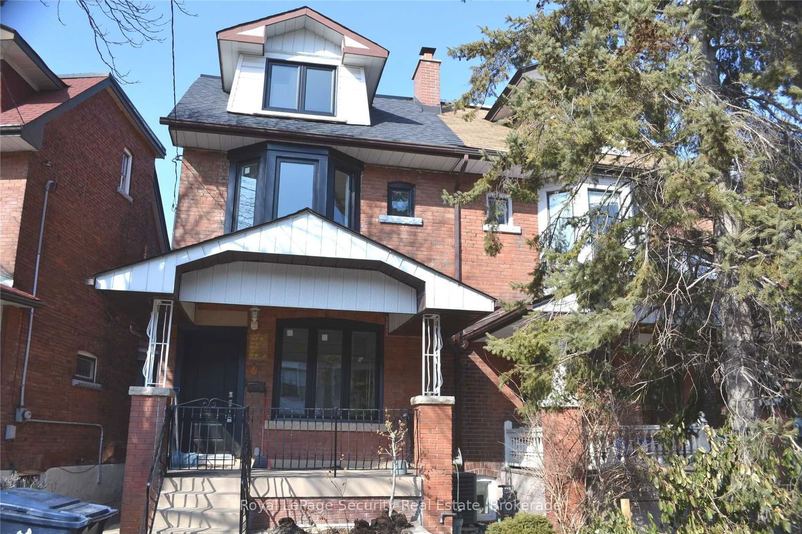 Semi-Detached House for lease at Main-6 Rusholme Park Crescent, Toronto, Little Portugal, M6J 2C9 - MLS: C11944510