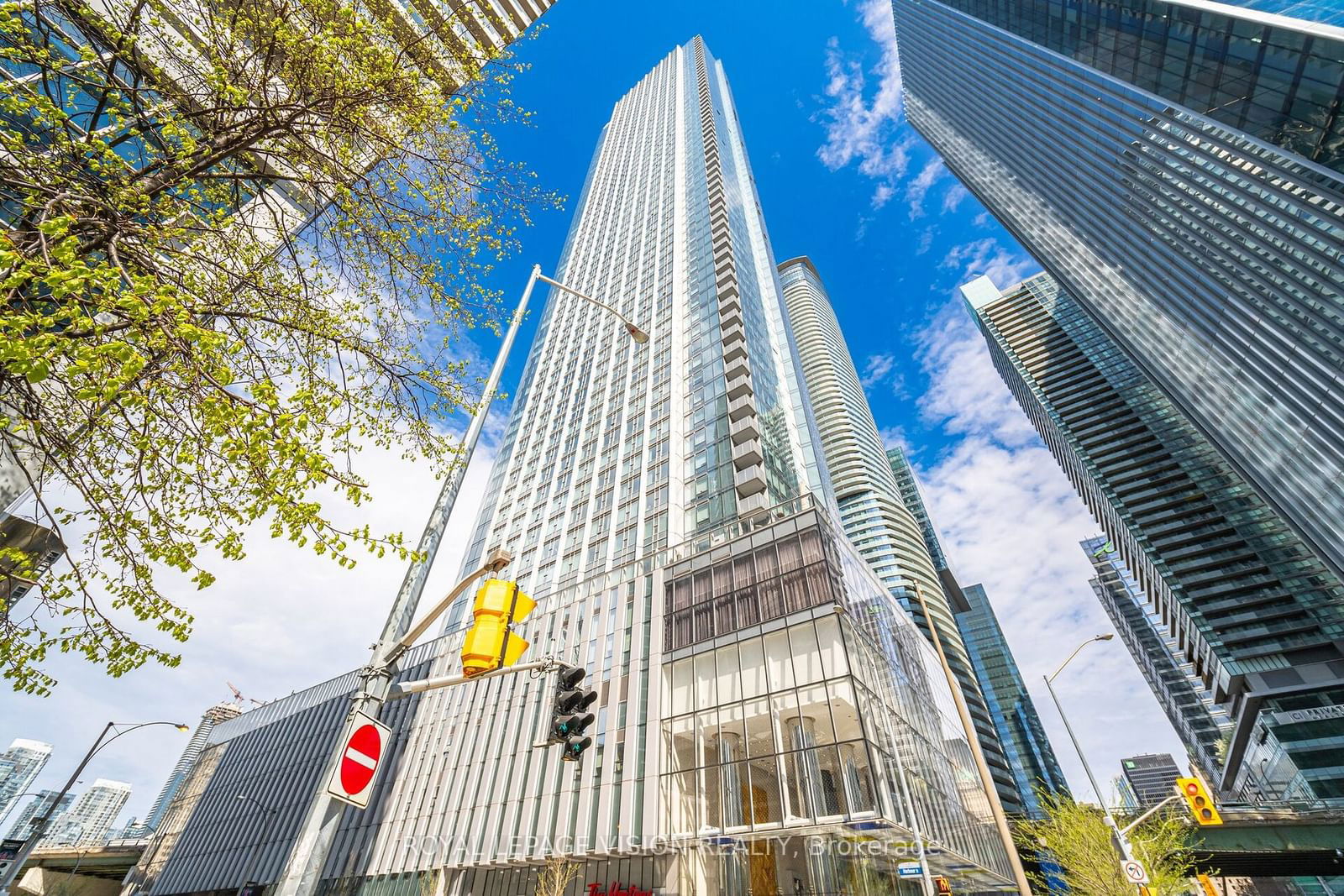 Condo for sale at 2401-10 York Street, Toronto, Waterfront Communities C1, M5J 0E1 - MLS: C11944629