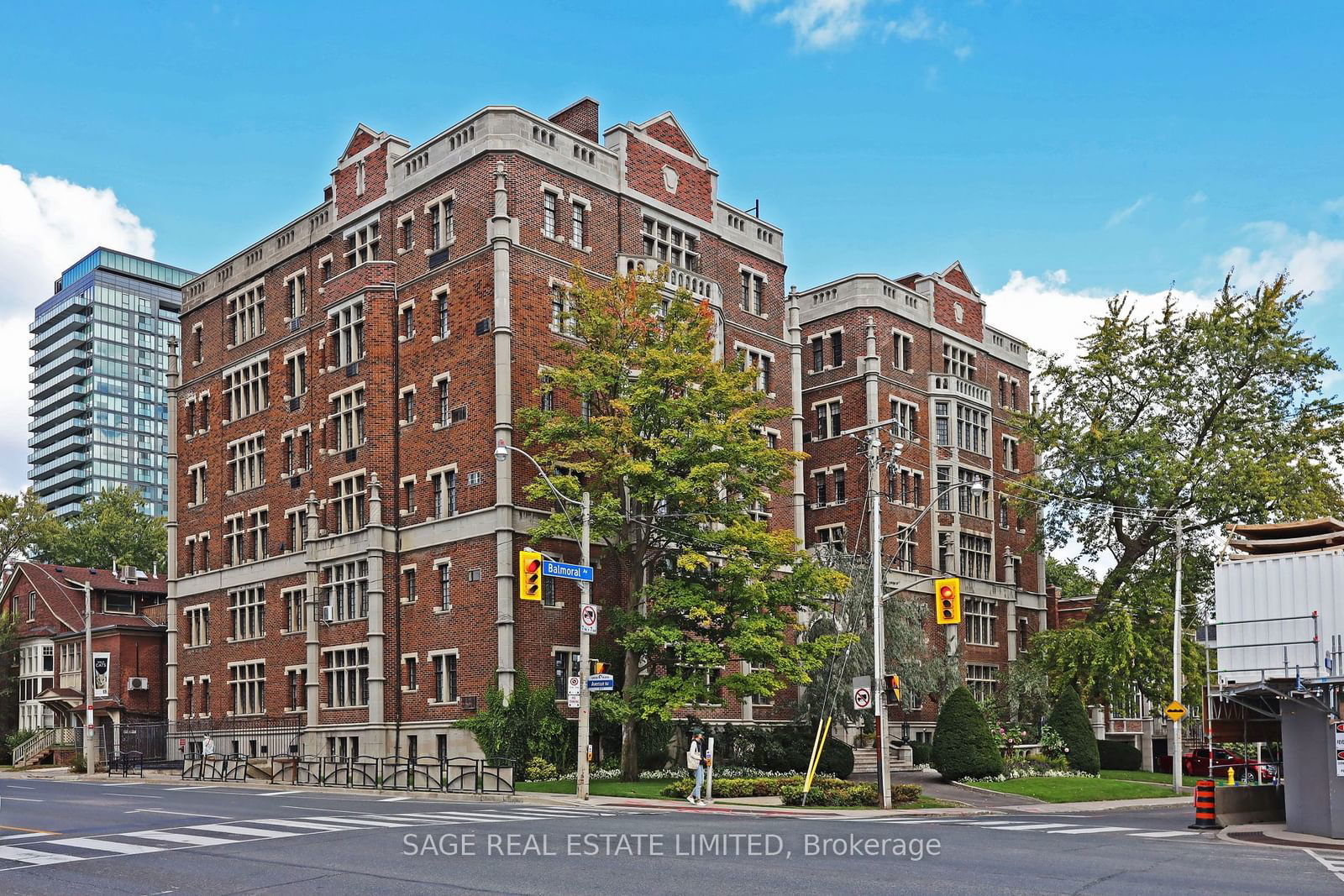 Property for lease at 102-150 Balmoral Avenue, Toronto, Yonge-St. Clair, M4V 1J4 - MLS: C11944744