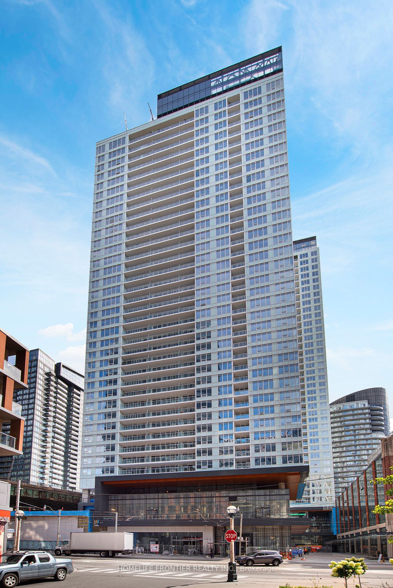 Condo for lease at 1103-19 Bathurst Street, Toronto, Waterfront Communities C1, M5V 0N2 - MLS: C11945252