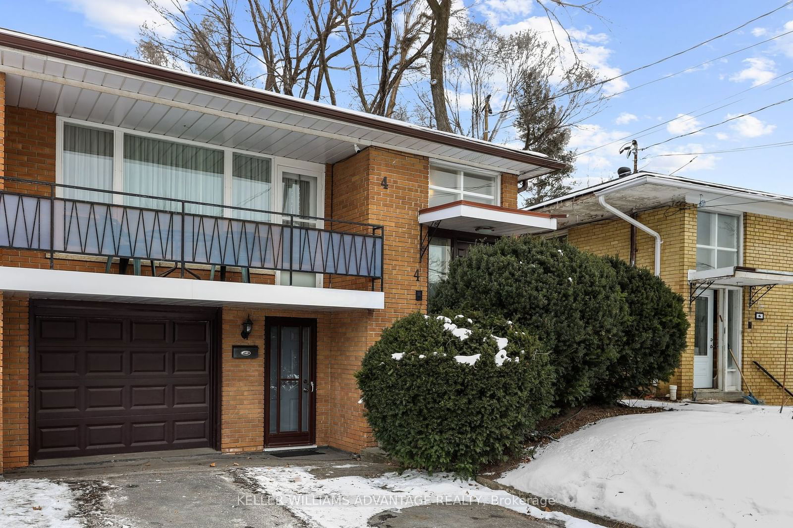 Semi-Detached House for sale at 4 Carscadden Drive, Toronto, Westminster-Branson, M2R 2A7 - MLS: C11945339