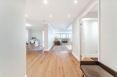 Unit 2106 — 33 University Ave, Toronto - Bay Street Corridor image-0-4