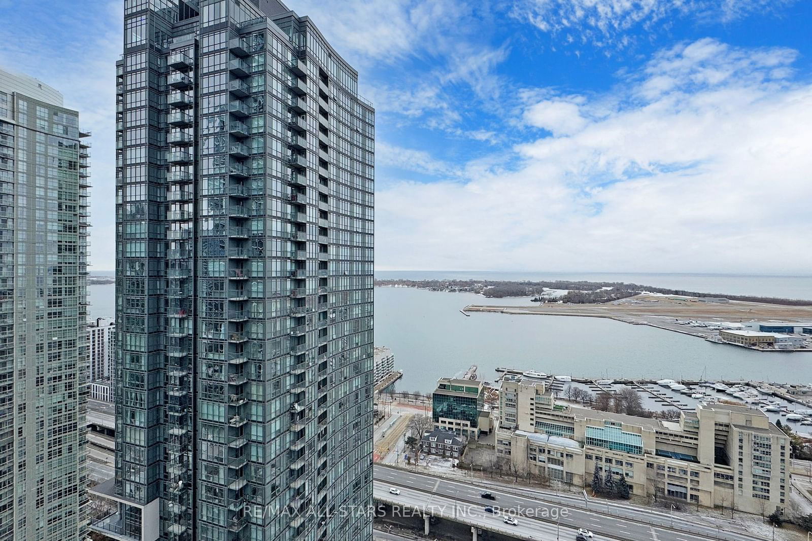 Condo for sale at 4211-15 Fort York Boulevard, Toronto, Waterfront Communities C1, M5V 3Y4 - MLS: C11945469