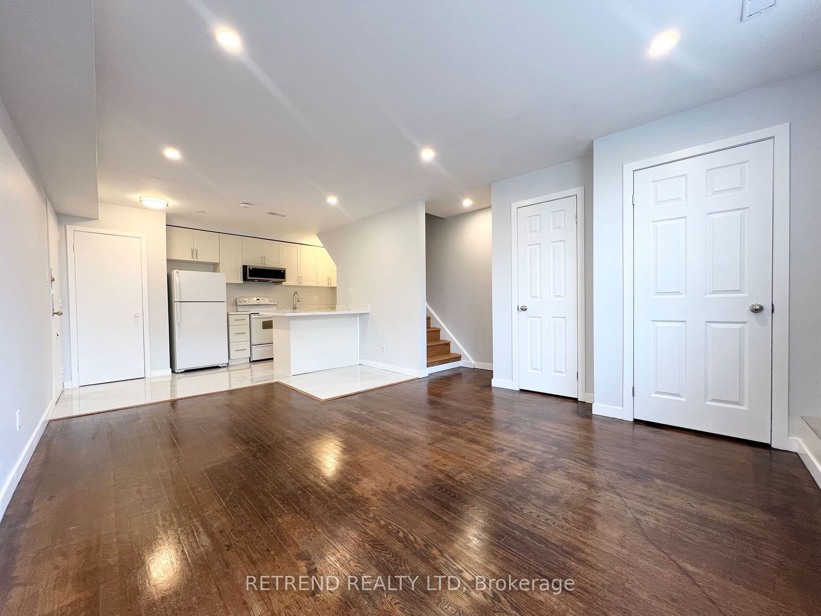 Semi-Detached House for lease at 2F & 3F-544 Eglinton Avenue, Toronto, Forest Hill North, M5N 1B4 - MLS: C11945568