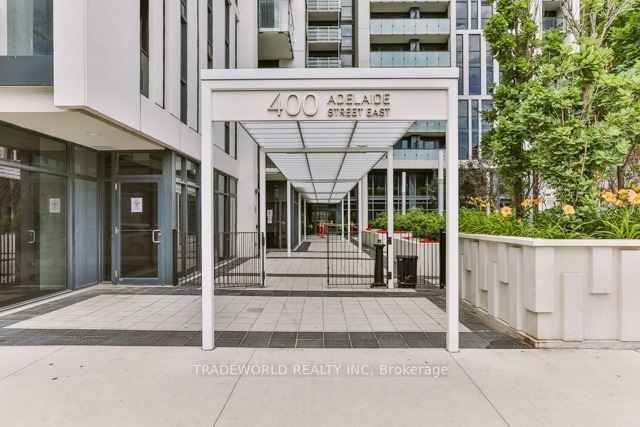 Condo for lease at 814-400 Adelaide Street, Toronto, Moss Park, M5A 4S3 - MLS: C11945592