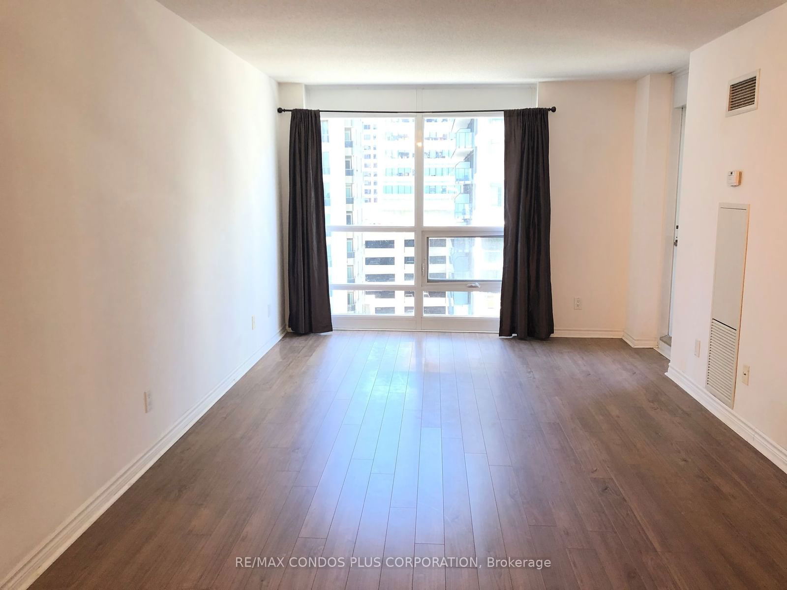 Condo for sale at 911-763 Bay Street, Toronto, Bay Street Corridor, M5G 2R3 - MLS: C11946070