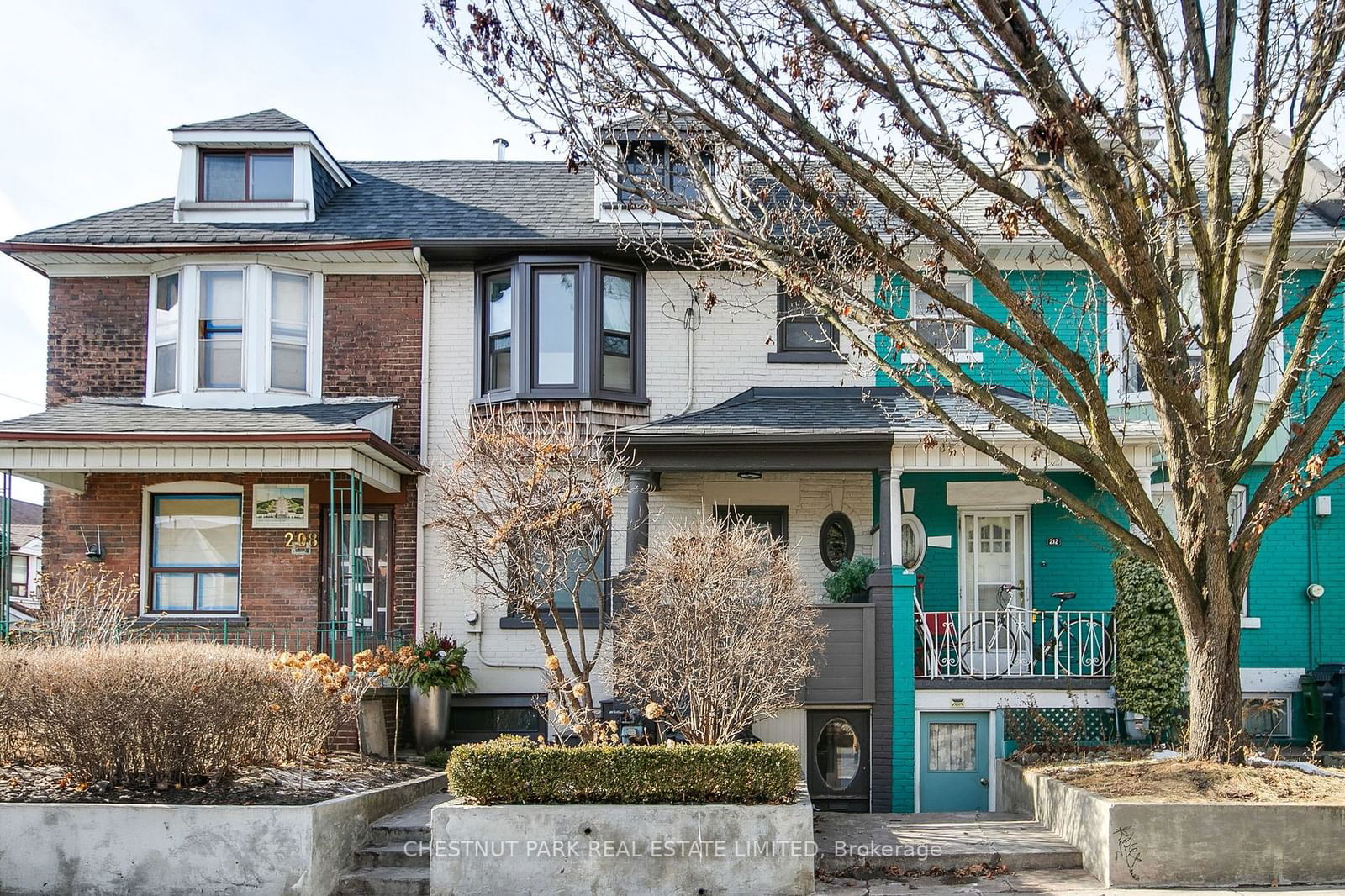 Townhouse sold at 210 Brock Avenue, Toronto, Little Portugal, M6K 2L9 - MLS: C11946625