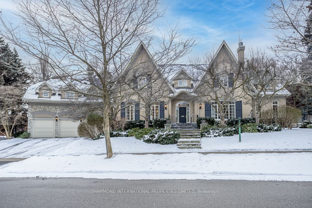 Detached House for sale at 17 Bayview Ridge, Toronto, Bridle Path-Sunnybrook-York Mills, M2L 1E3 - MLS: C11946700