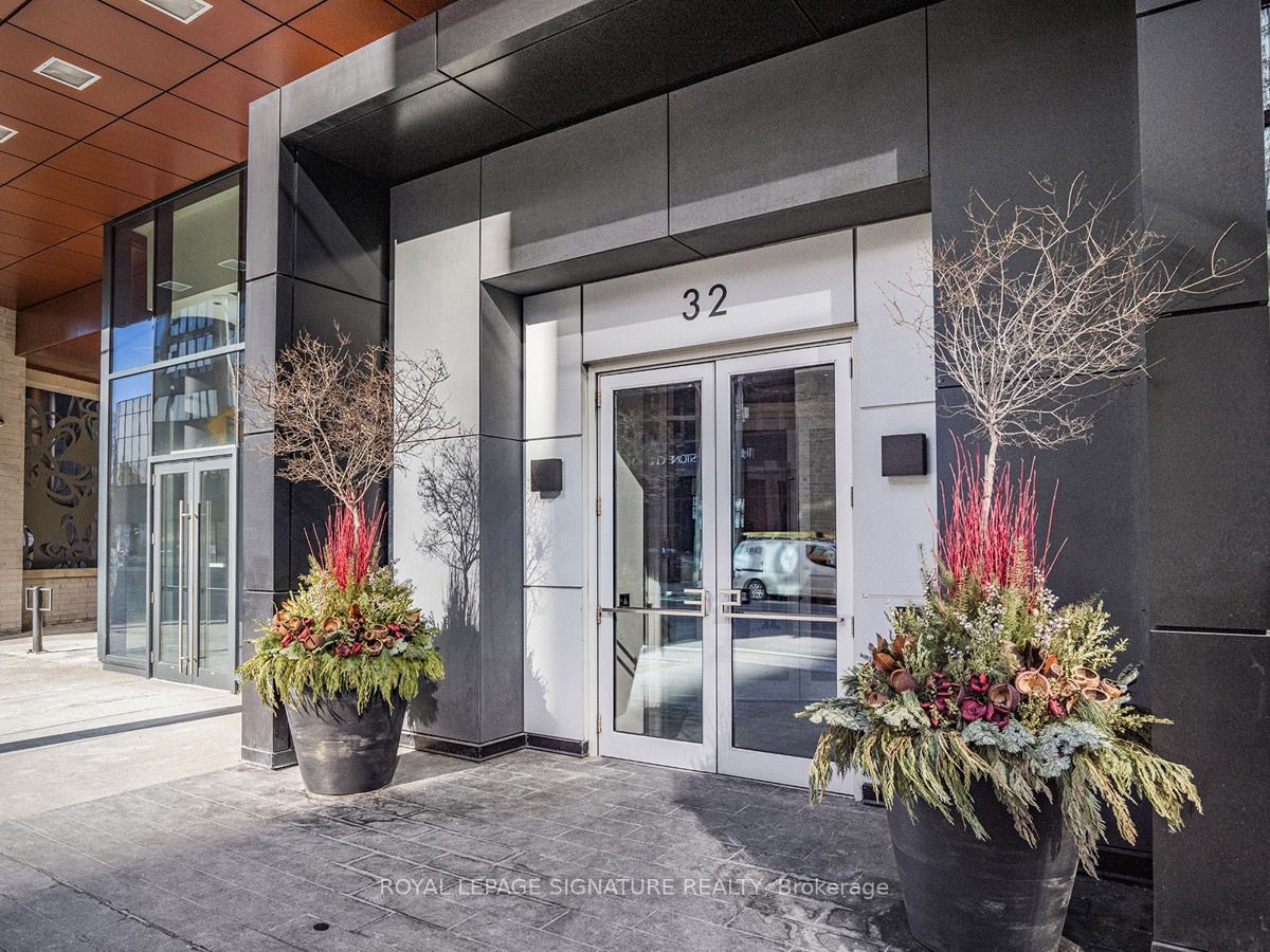 Condo sold at 1704-32 Davenport Road, Toronto, Annex, M5R 0B5 - MLS: C11946702