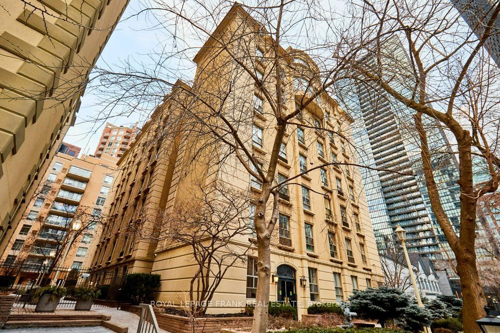 Condo for sale at 301-88 Charles Street, Toronto, Church-Yonge Corridor, M4Y 2W7 - MLS: C11946949