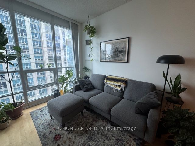 Condo for lease at 3613-761 Bay Street, Toronto, Bay Street Corridor, M5G 2R2 - MLS: C11946981