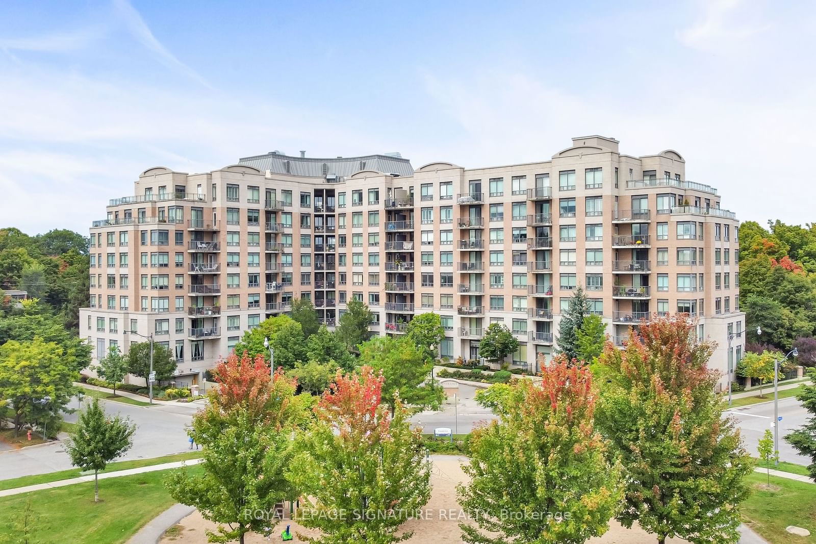 Condo for sale at 308-16 Dallimore Circle, Toronto, Banbury-Don Mills, M3C 4C4 - MLS: C11947159