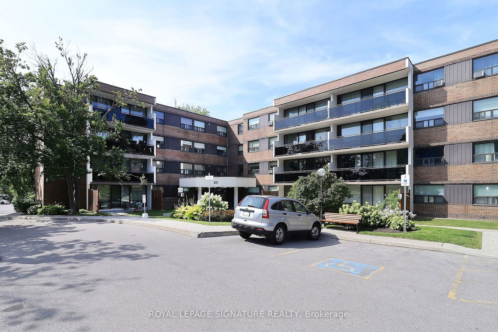 Condo for sale at 114-20 Sunrise Avenue, Toronto, Victoria Village, M4A 2R2 - MLS: C11947209