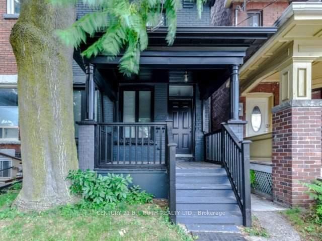 Semi-Detached House for lease at Upper-603 Ossington Avenue, Toronto, Palmerston-Little Italy, M6G 3T6 - MLS: C11947214