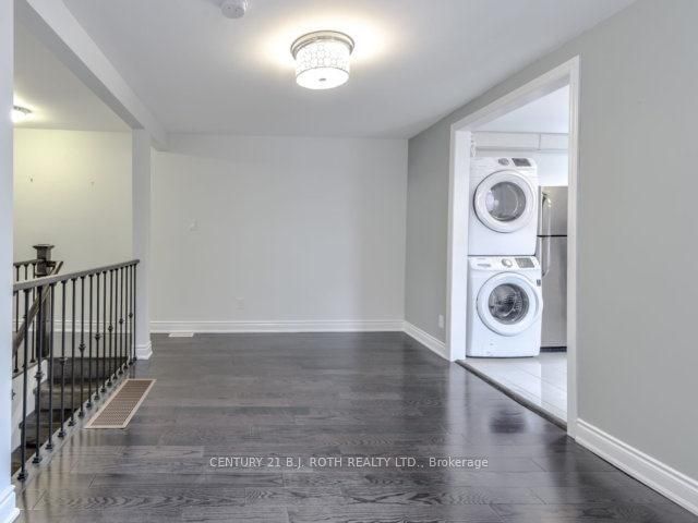 Semi-Detached House for lease at Upper-603 Ossington Avenue, Toronto, Palmerston-Little Italy, M6G 3T6 - MLS: C11947214