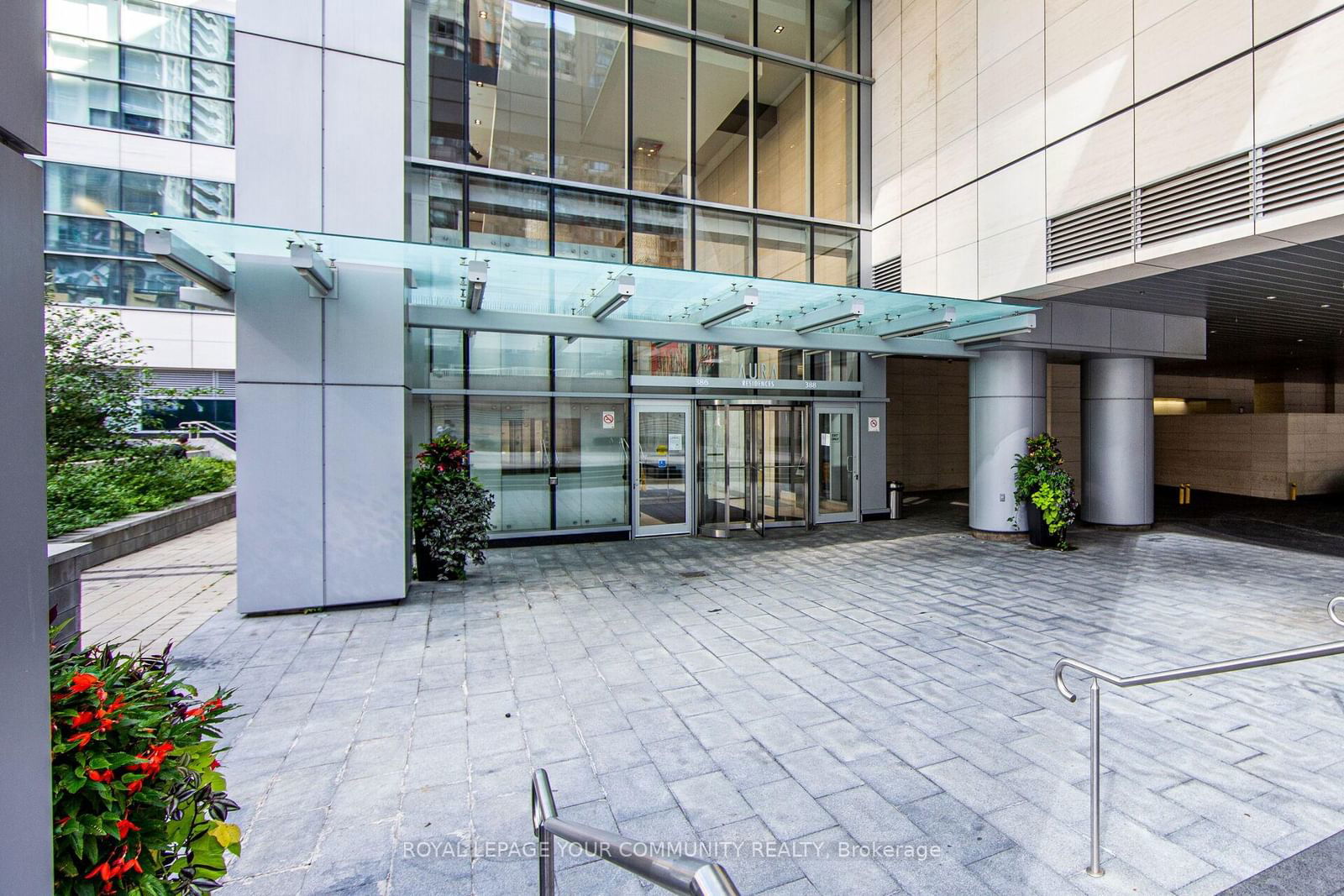 Condo for lease at 4313-386 Yonge Street, Toronto, Bay Street Corridor, M5B 0A5 - MLS: C11947231