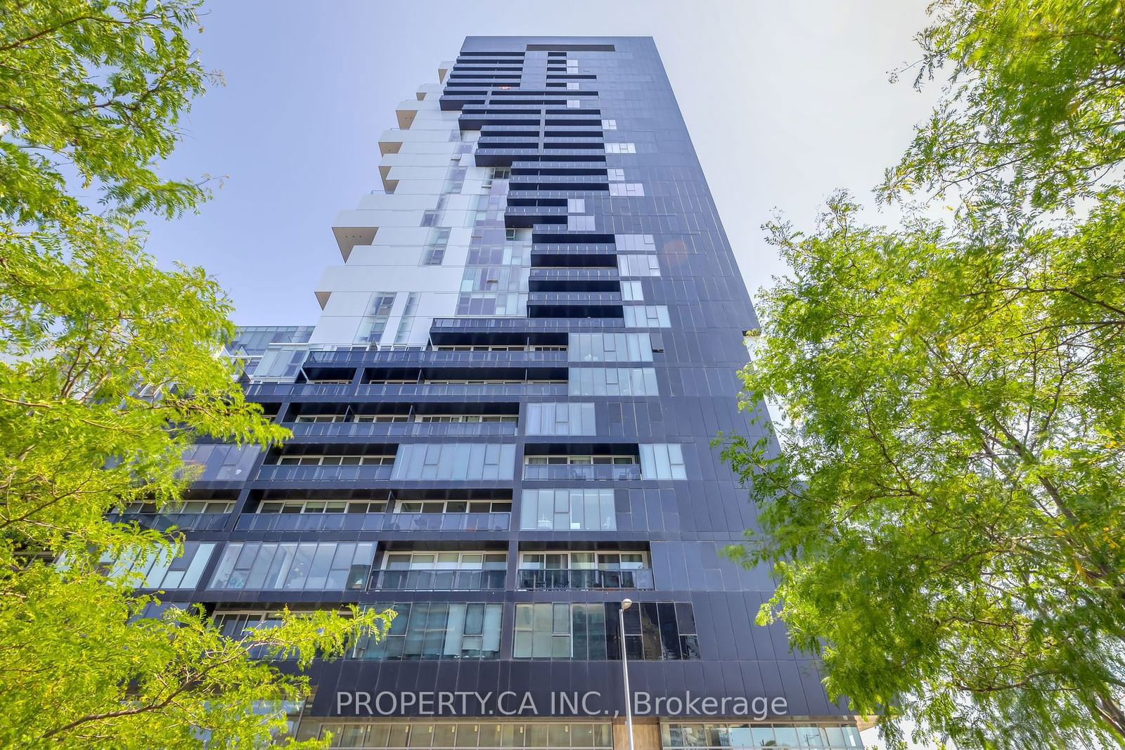 Condo for lease at 511-170 Bayview Avenue, Toronto, Waterfront Communities C8, M5A 0M4 - MLS: C11947359