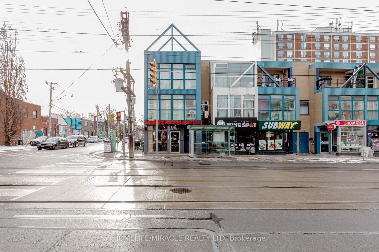 Sale Of Business sold at 839 Queen Street, Toronto, Trinity-Bellwoods, M6J 1G4 - MLS: C11947757