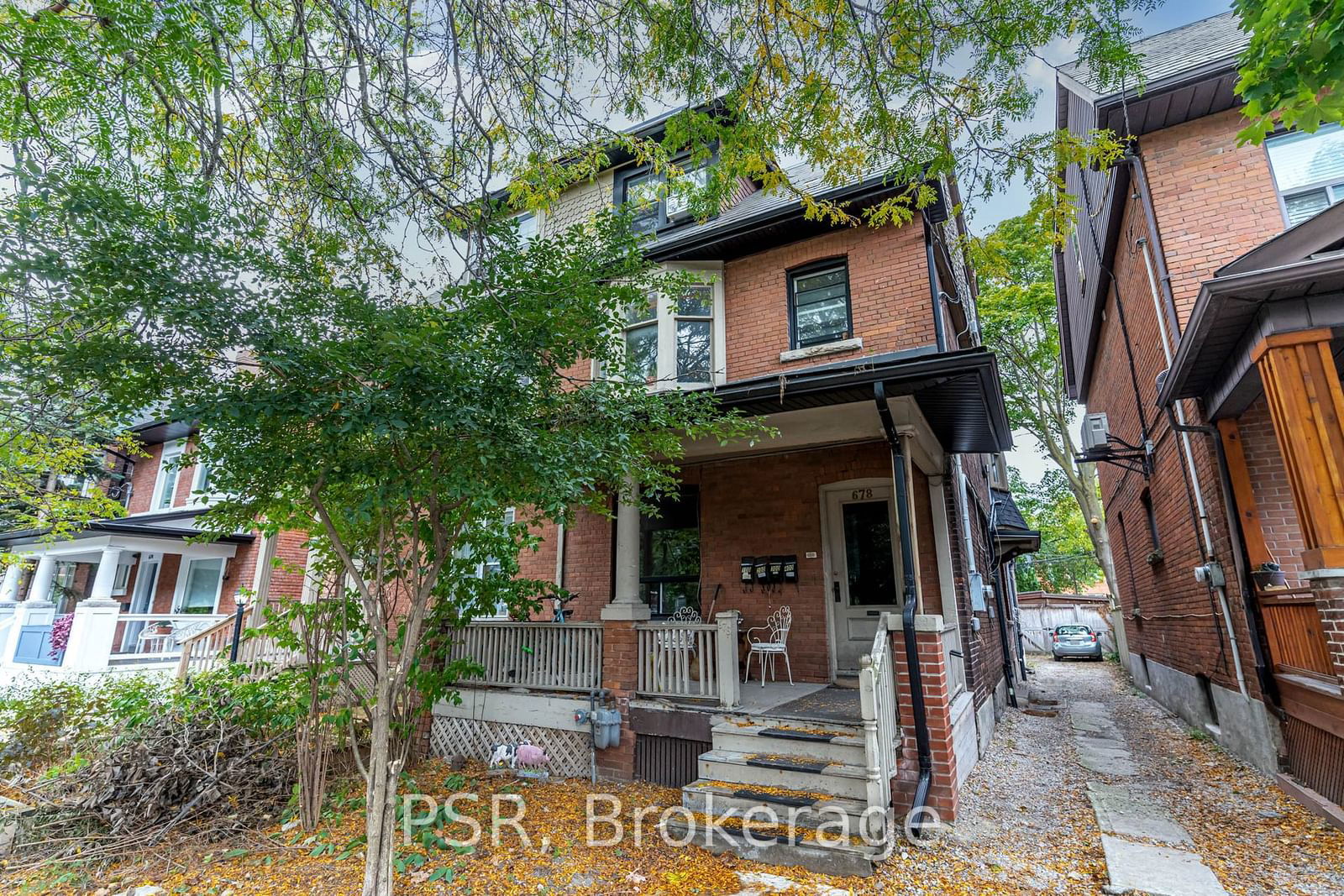 Semi-Detached House for lease at Bsmt-678 Huron Street, Toronto, Annex, M5R 2R9 - MLS: C11948148