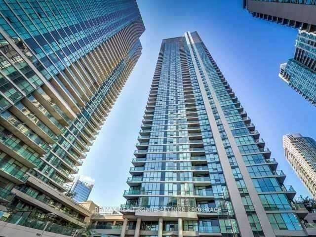 Condo for lease at 2106-18 Harbour Street, Toronto, Waterfront Communities C1, M5J 2Z6 - MLS: C11948250