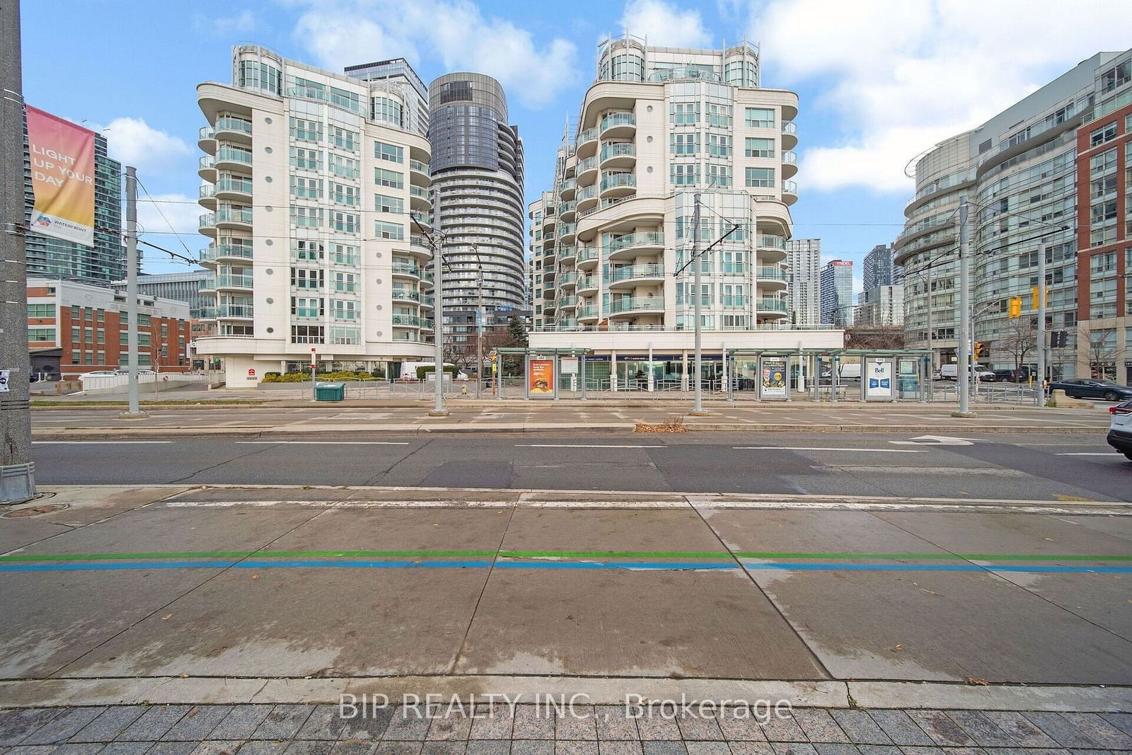 Condo for sale at SPH16-600 Queens Quay, Toronto, Waterfront Communities C1, M5V 3M3 - MLS: C11948290