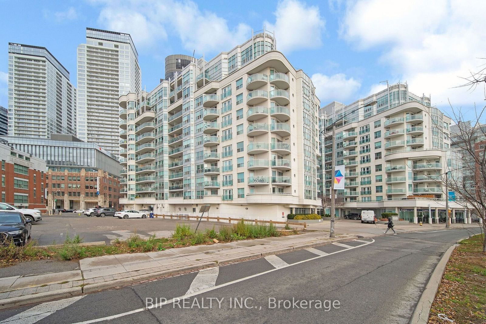 Condo for sale at SPH16-600 Queens Quay, Toronto, Waterfront Communities C1, M5V 3M3 - MLS: C11948290