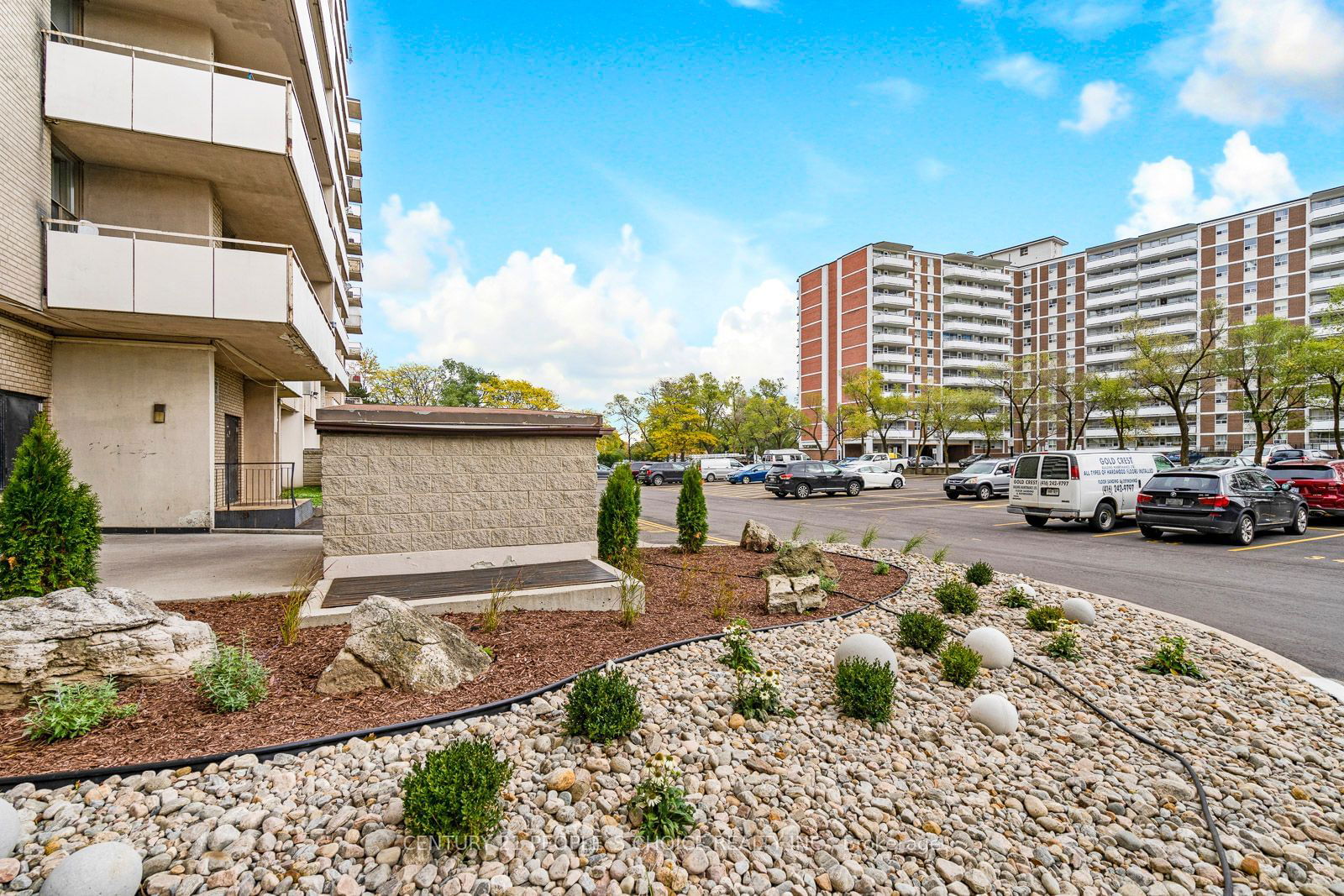 Condo for lease at 901-21 Welsford Gdns, Toronto, Parkwoods-Donalda, M3A 2P6 - MLS: C11948315