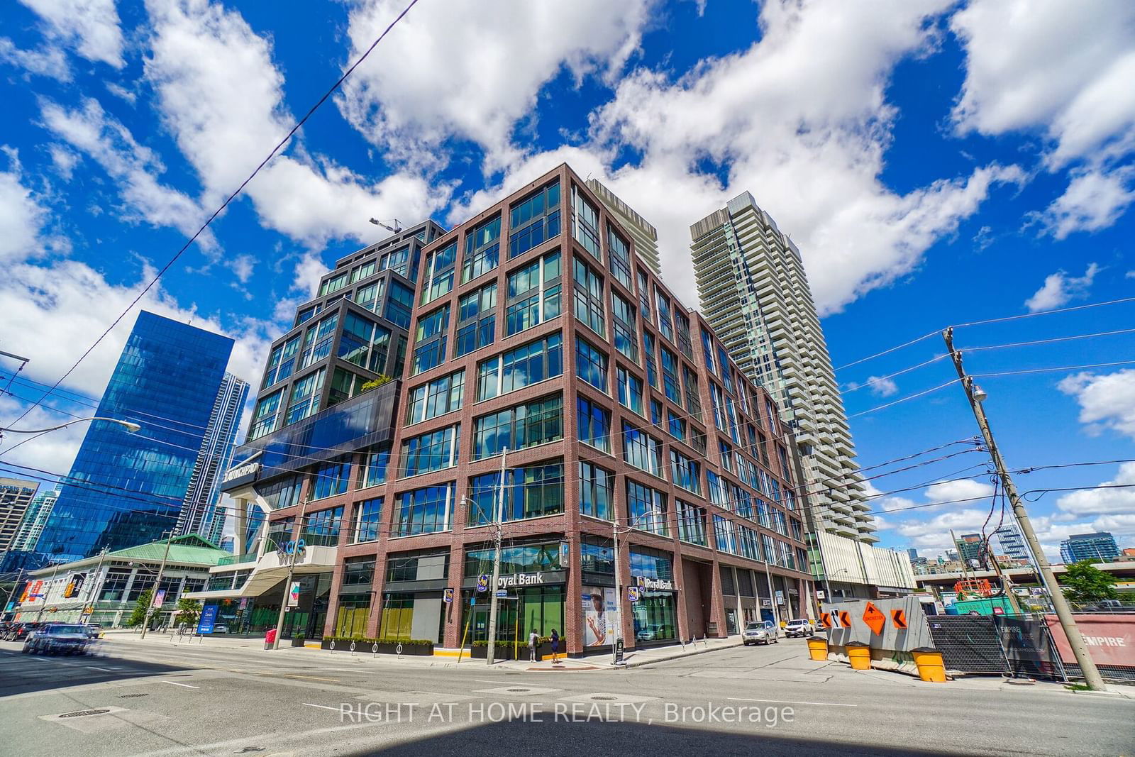 Office for sale at 922-130 Queens Quay, Toronto, Waterfront Communities C8, M5A 3Y5 - MLS: C11948404