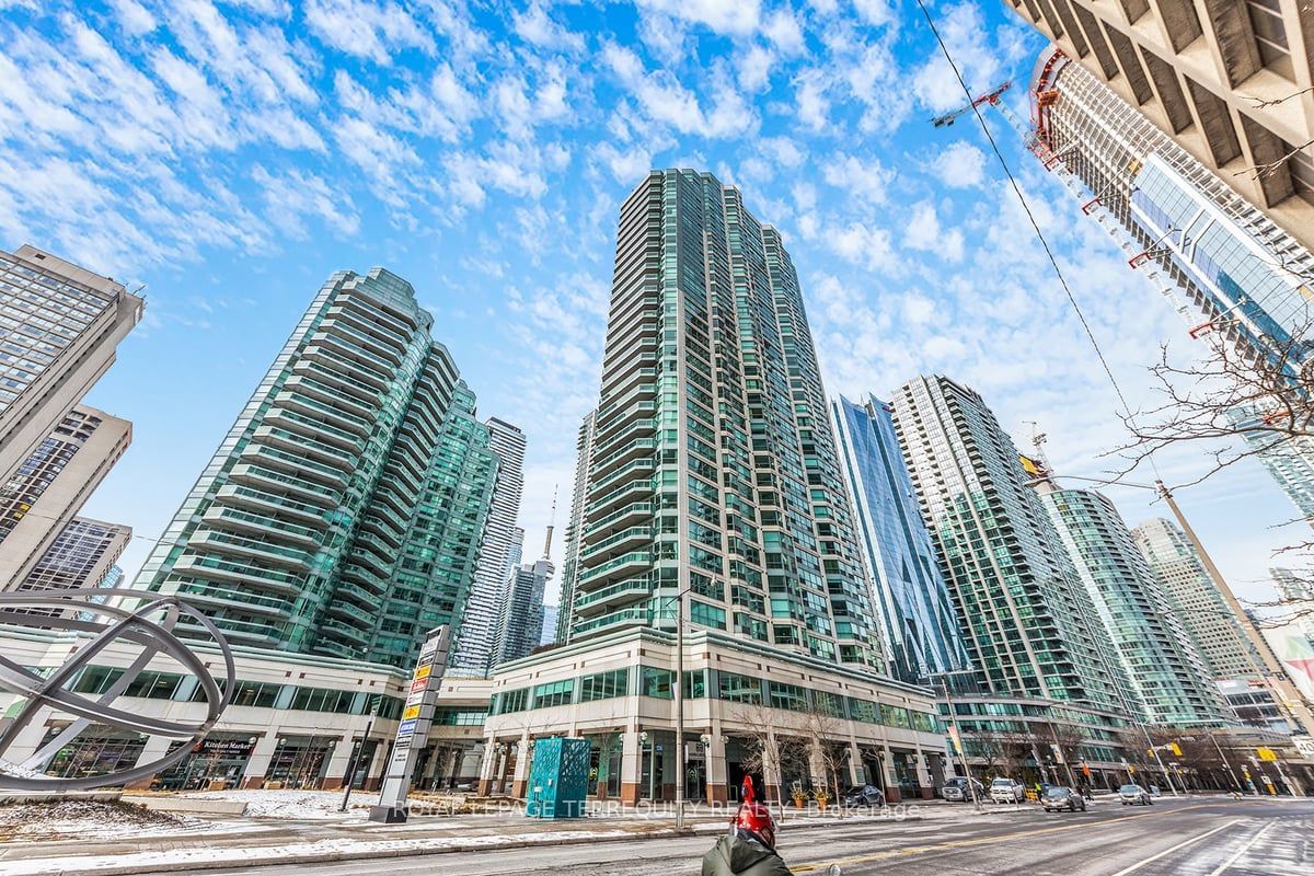 Condo for sale at 2609-10 Yonge Street, Toronto, Waterfront Communities C1, M5E 1R4 - MLS: C11948621