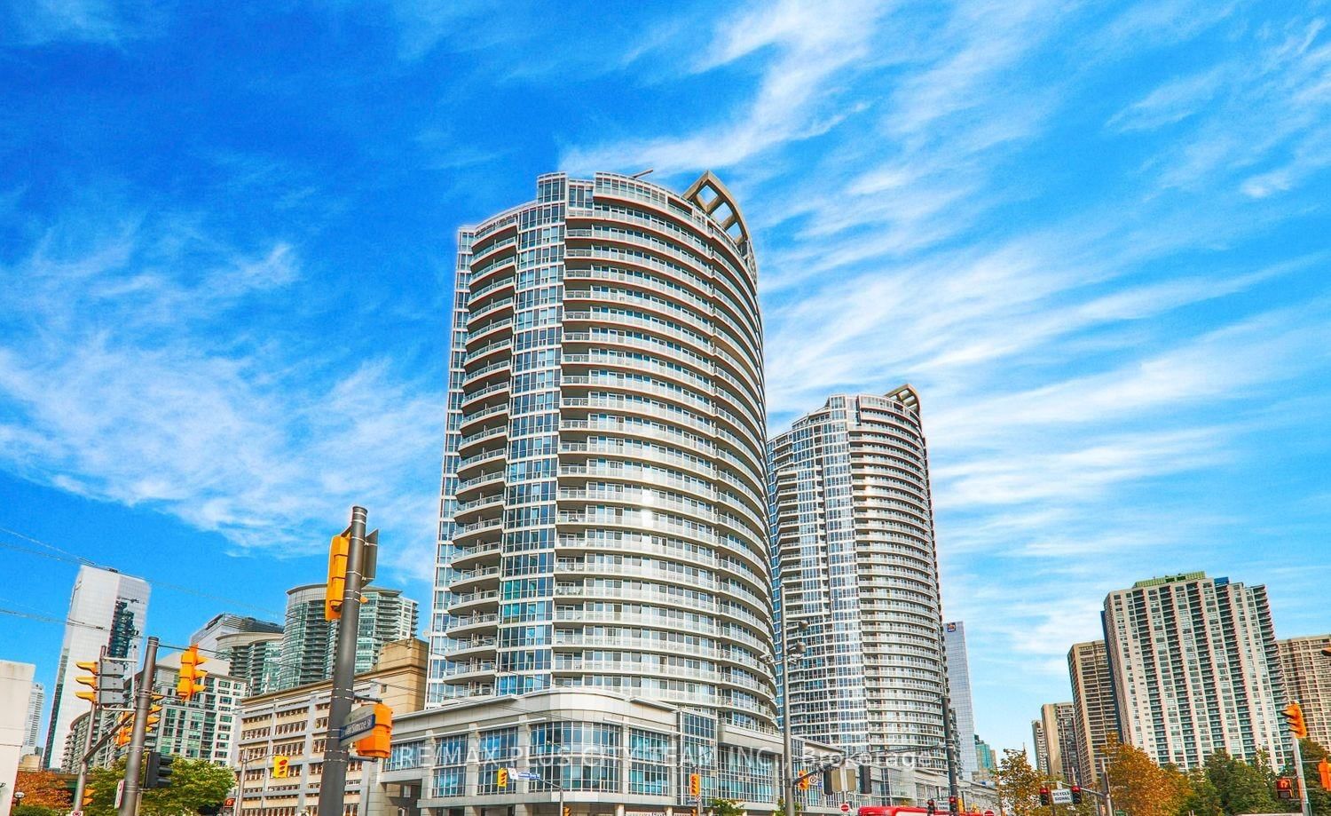 Condo leased at 403-218 Queens Quay, Toronto, Waterfront Communities C1, M5J 2Y6 - MLS: C11948633