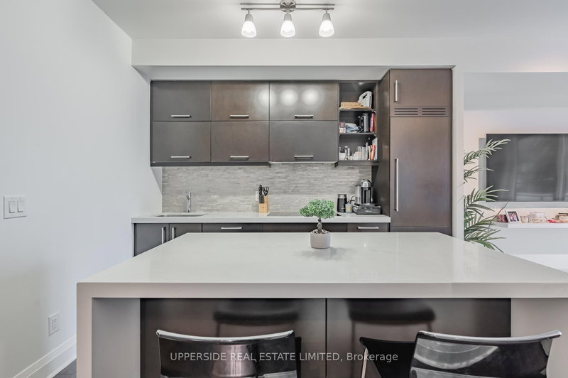 608 - 65 St. Mary St, Toronto, M5S 0A6 | Image 2