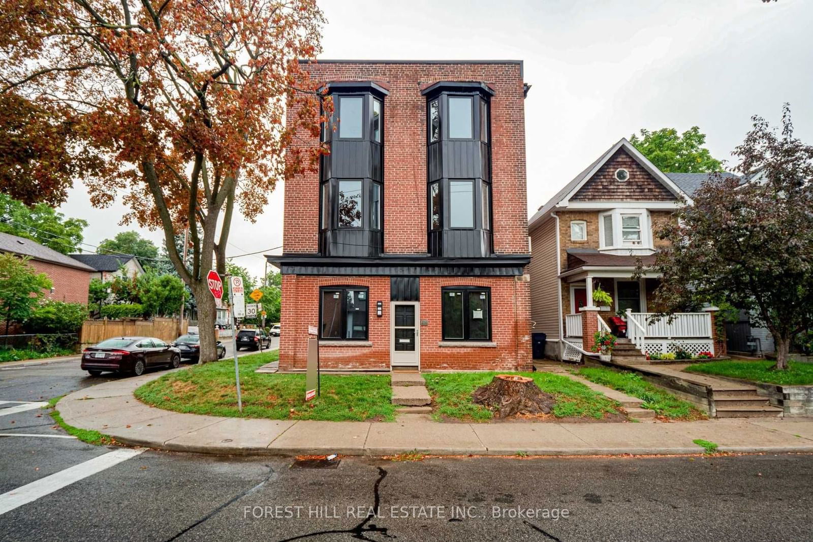 Semi-Detached House for lease at 1-1 Greensides Avenue, Toronto, Wychwood, M6G 3P5 - MLS: C11949036