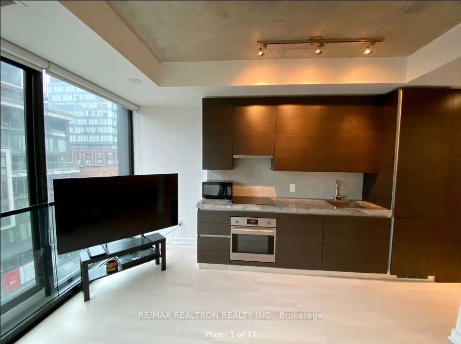 Condo for lease at 519-629 King Street, Toronto, Waterfront Communities C1, M5V 1M5 - MLS: C11949251