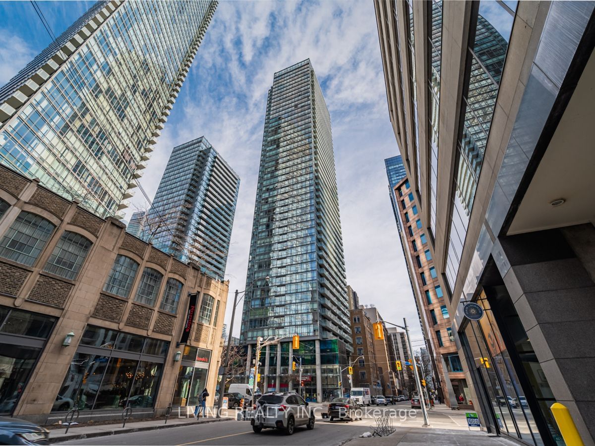 Condo leased at 1809-38 Grenville Street, Toronto, Bay Street Corridor, M4Y 1A5 - MLS: C11949455