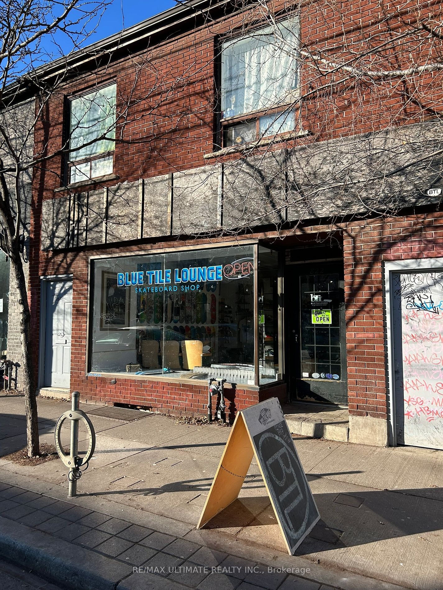 Commercial/Retail for lease at 822 Dundas Street, Toronto, Trinity-Bellwoods, M6J 1V3 - MLS: C11949587