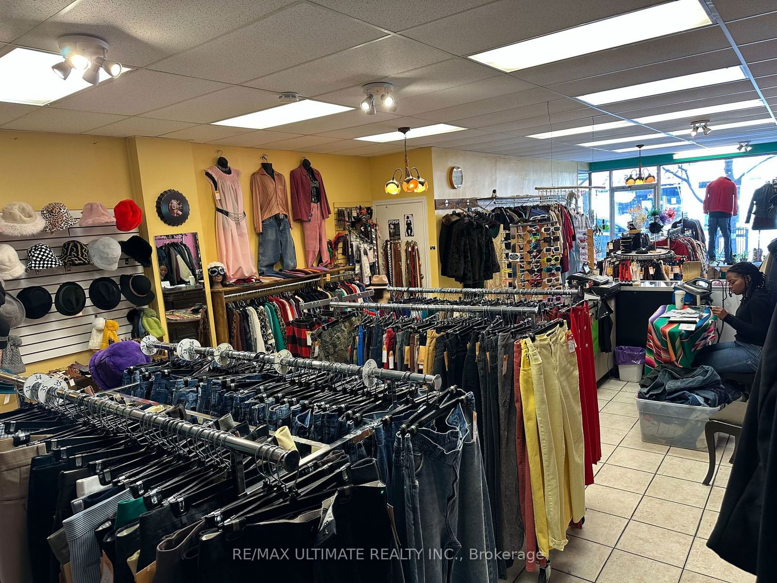 Commercial/Retail for lease at 1275 Bloor Street, Toronto, Dufferin Grove, M6H 1N7 - MLS: C11949599