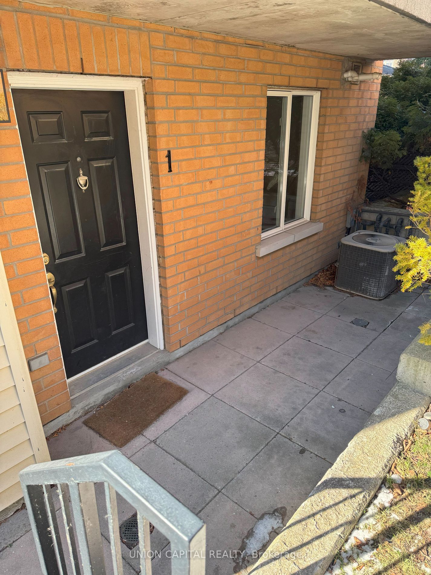 Townhouse for lease at 1-208 Niagara Street, Toronto, Niagara, M6J 3W5 - MLS: C11949910