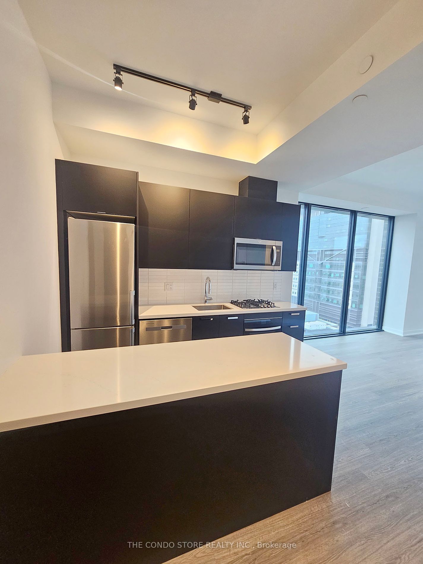 Condo leased at 1703-195 McCaul Street, Toronto, Kensington-Chinatown, M5T 1W6 - MLS: C11950285