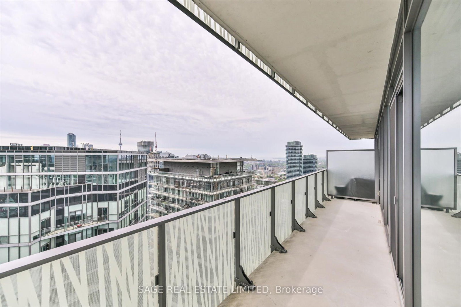 Listing Image 28