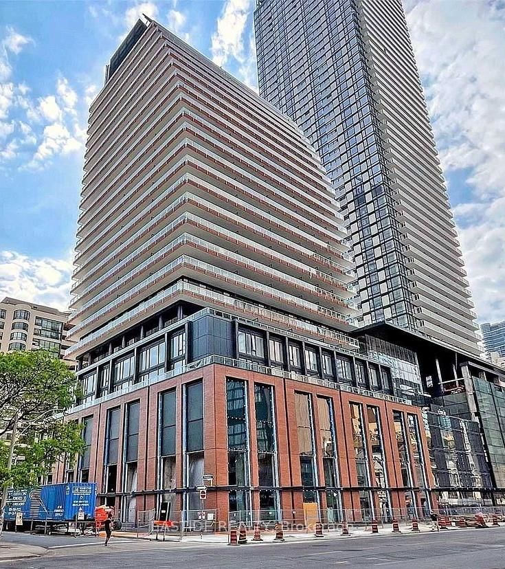 home for lease on 2508-18 Maitland Terrace
